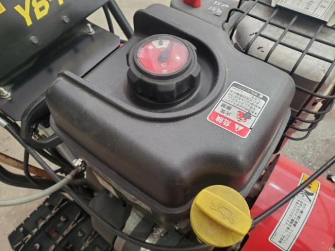 除雪機ヤナセY8-11GX
80cm 11馬力 