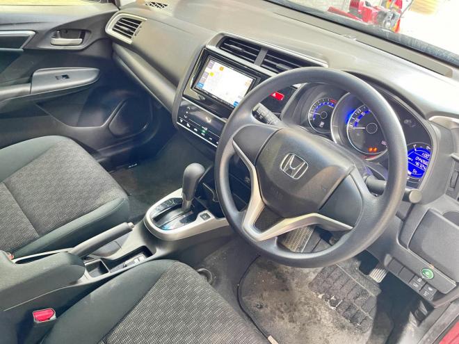 フィット13G Lパッケージ 4WD 5年保証 スマキー ナビTV Bカメ ドラレコ ETC 寒冷地仕様 禁煙 車検整備2年付