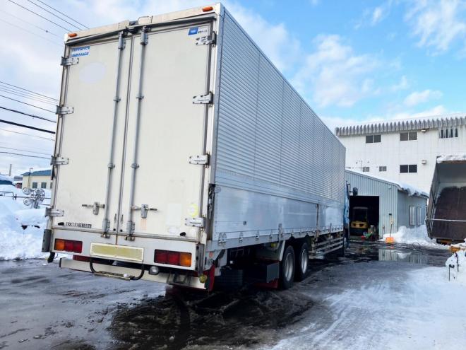 プロフィア中古　3軸低床ウイング　大型トラック