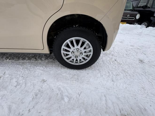 アルトALTO 4WD F 禁煙車　管理車両　寒冷地　４速オートマキーレス　アルミホイル　新品スタットレスタイヤ　DVDデスプレイオーディオ　キーレス　2検　エンジンオイル交換・オイルエレメント交換　エンスタ 4WD 660 5Dr