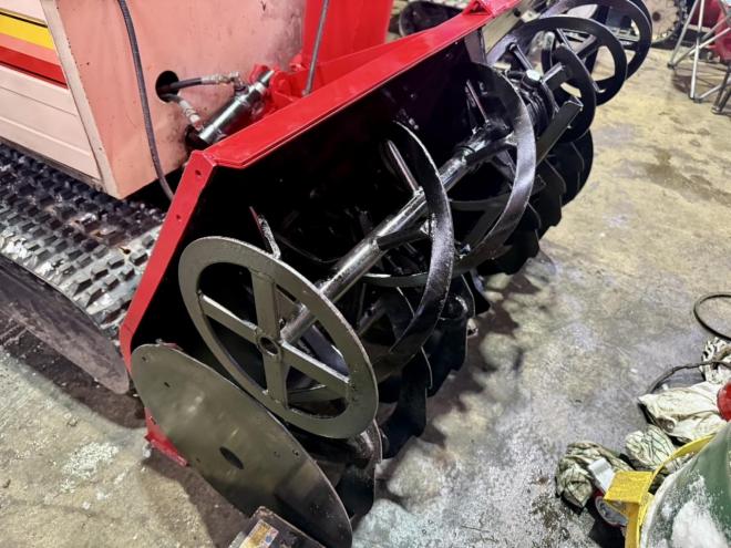 除雪機ワドー SS260 26馬力大型ディーゼル ショートシューター ハウス除雪に