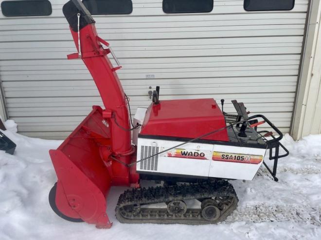 除雪機ワドー SSA105H 10馬力ディーゼル 家庭用除雪機 ローリング付き