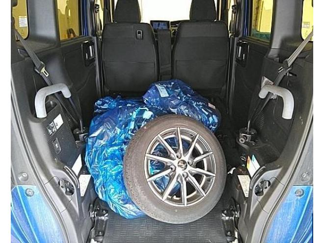 N-BOXカスタムGスロープLホンダセンシング 4WD 本州車 パワスラ