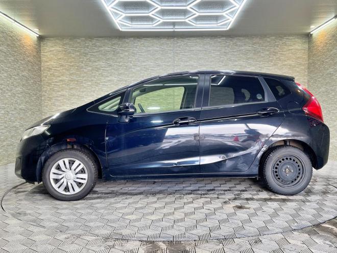 フィット13G Fパッケージ 4WD 5年保証 スマキー ナビTV ETC 夏冬タイヤ 寒冷地仕様 禁煙 車検整備2年付