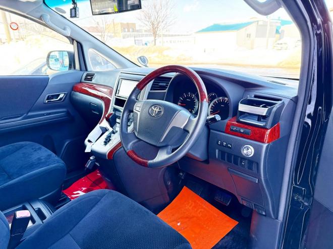 ヴェルファイア2.4ZプラチナセレクションⅡ 4WD　ローンが不安な方＜優遇ローン＞本州仕入　寒冷地仕様　 アルパインHDDナビ　両側パワースライド　19AW 4WD 2400 ５Dr