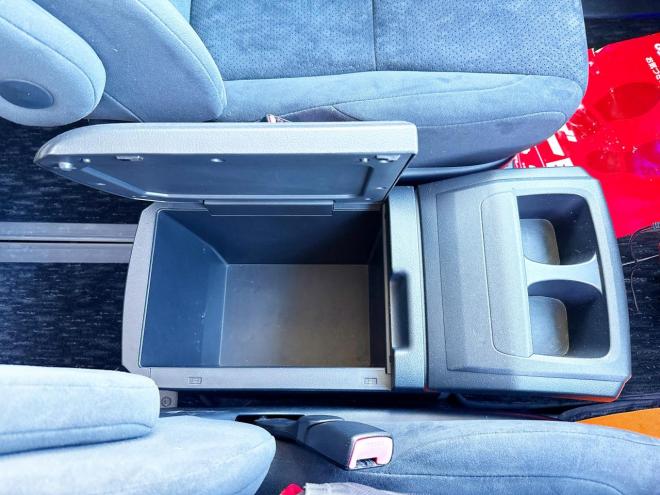 ヴェルファイア2.4ZプラチナセレクションⅡ 4WD　ローンが不安な方＜優遇ローン＞本州仕入　寒冷地仕様　 アルパインHDDナビ　両側パワースライド　19AW 4WD 2400 ５Dr