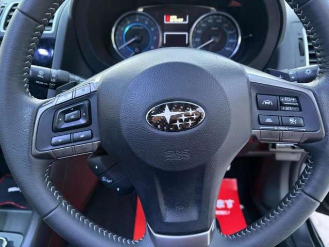 インプレッサG4 2.0 i-S アイサイト 4WD　ETC　ナビ　バックカメラ　電動シート　クルーズコントロール　ABS　横滑り防止装置　レーンキープアシスト　キーレス　パワステ　パワーウィンドウ　アルミホイール　電動シート　衝突被害軽減ブレーキ 2000