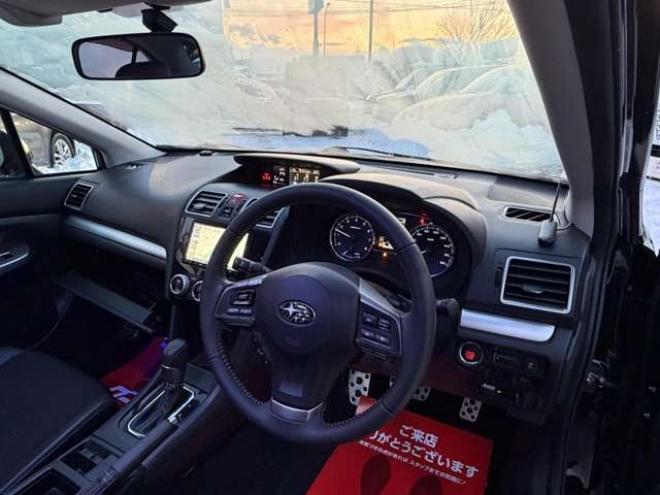 インプレッサG4 2.0 i-S アイサイト 4WD　ETC　ナビ　バックカメラ　電動シート　クルーズコントロール　ABS　横滑り防止装置　レーンキープアシスト　キーレス　パワステ　パワーウィンドウ　アルミホイール　電動シート　衝突被害軽減ブレーキ 2000