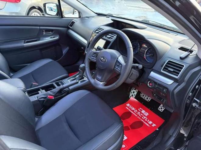 インプレッサG4 2.0 i-S アイサイト 4WD　ETC　ナビ　バックカメラ　電動シート　クルーズコントロール　ABS　横滑り防止装置　レーンキープアシスト　キーレス　パワステ　パワーウィンドウ　アルミホイール　電動シート　衝突被害軽減ブレーキ 2000