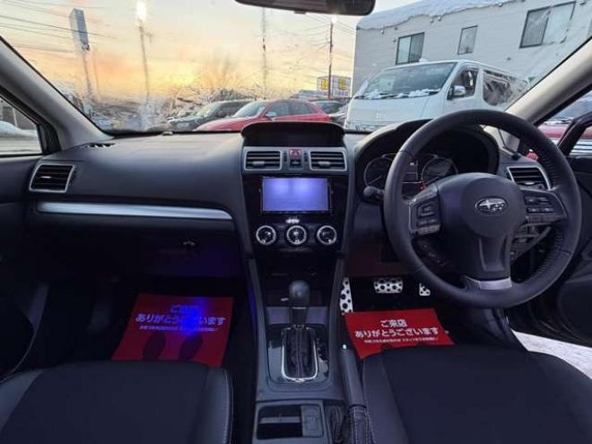 インプレッサG4 2.0 i-S アイサイト 4WD　ETC　ナビ　バックカメラ　電動シート　クルーズコントロール　ABS　横滑り防止装置　レーンキープアシスト　キーレス　パワステ　パワーウィンドウ　アルミホイール　電動シート　衝突被害軽減ブレーキ 2000