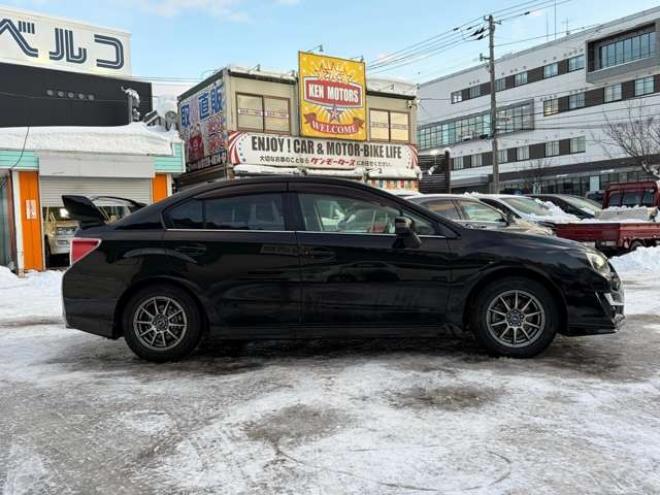 インプレッサG4 2.0 i-S アイサイト 4WD　ETC　ナビ　バックカメラ　電動シート　クルーズコントロール　ABS　横滑り防止装置　レーンキープアシスト　キーレス　パワステ　パワーウィンドウ　アルミホイール　電動シート　衝突被害軽減ブレーキ 2000