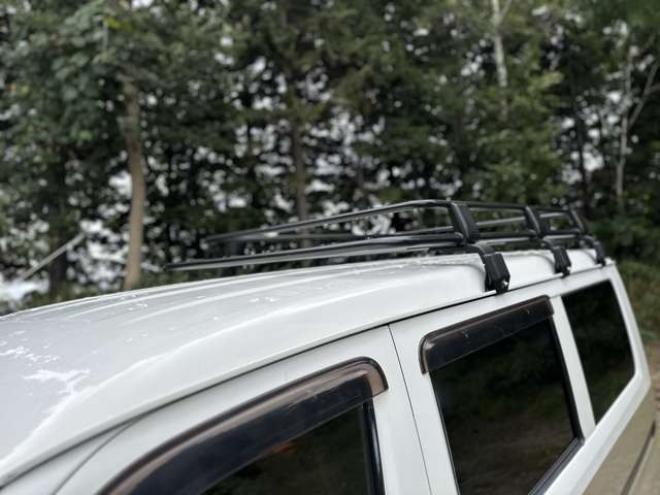 タウンエースバン1.5 GL 4WD　ベージュツートン全塗装済　ストラーダナビTV　バックカメラ　LEDヘッドライト　純正デフロック　リアヒーター　寒冷地仕様　ブラウンレザー調シートカバー　ルーフラック 1500