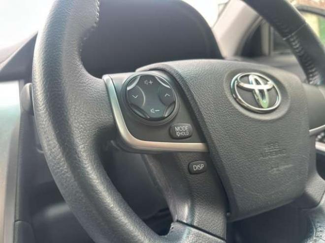 カムリハイブリッド2.5 Gパッケージ　純正アルミ　純正ナビ　ETC　ワンセグ　バックカメラ　パワステ　パワーウィンドウ　キーレスエントリー　電動シート　クルーズコントロール　横滑り防止装置　盗難防止装置 正規輸入車 2WD 2500