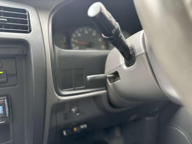 ハイラックスサーフ3.0 SSR-X ディーゼルターボ 4WD　サンルーフ　リフトアップ　ETC　パワステ　パワーウィンドウ　社外アルミ　ABS　キーレス　CDオーディオ 3000