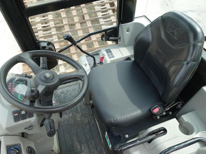 ホイールローダCAT 901C  バケット容量0.4m3