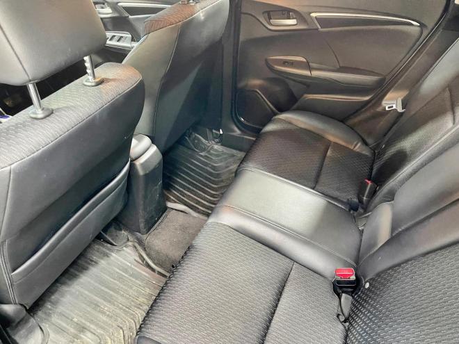 フィット1.5ハイブリッドLパッケージ 4WD 5年保証 ナビ Bカメ ETC 寒冷地仕様 車検整備2年付 修復歴無