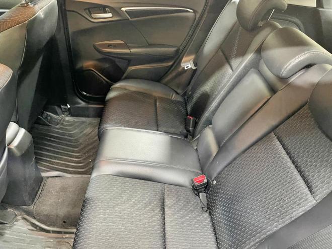 フィット1.5ハイブリッドLパッケージ 4WD 5年保証 ナビ Bカメ ETC 寒冷地仕様 車検整備2年付 修復歴無