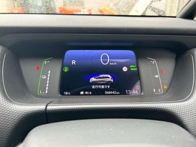 フィット1.5 e:HEV ベーシック 4WD　e-HEV クルーズコントロール　レーンキープ　冬タイヤセット付 1500