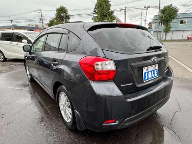 インプレッサスポーツ 1.6 i-L 4WD　アイドリングストップ　フォグランプ　横滑り防止装置　社外CDオーディオ　純正アルミホイール夏　社外アルミホイール冬 1600