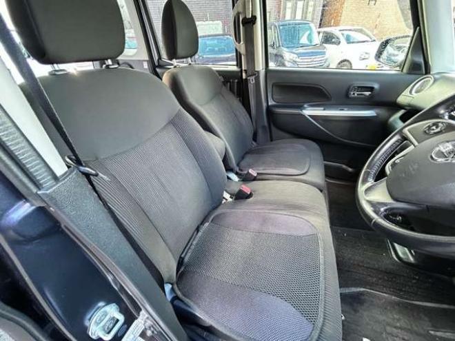 デイズルークスハイウェイスターX Gパッケージ 4WD　ナビフルセグTV　バックモニター　エンジンスターター　　　インテリジェントキー　パワースライドドア 660