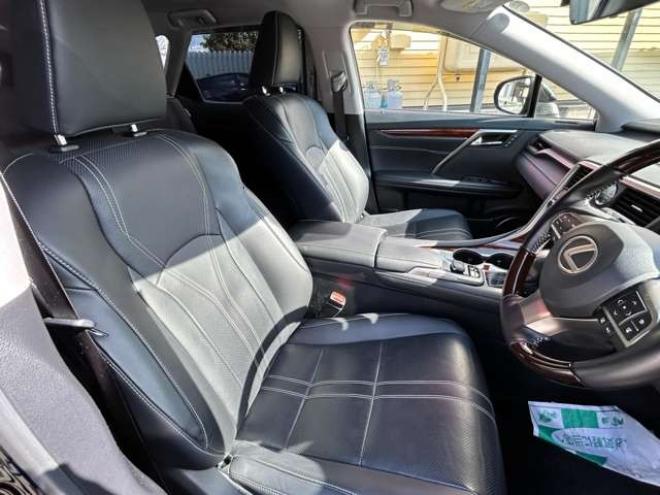 レクサスRX 450hL 4WD　パワーバックドア　ハイブリッド車　クール　ヒーターシート3列シート7人乗り 3500