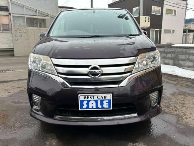 セレナ2.0 ハイウェイスター 4WD　アイドリングストップ　プッシュスタート 2000