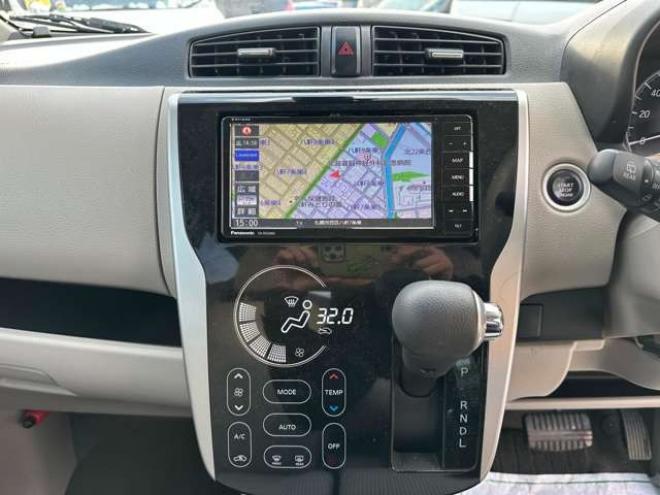 デイズX 4WD　Bluetooth　地デジ　プッシュスタート　アイドリングストップ　シートヒーター　衝突軽減ブレーキ　横滑り防止装置　アランドビューモニター　バックモニター 660