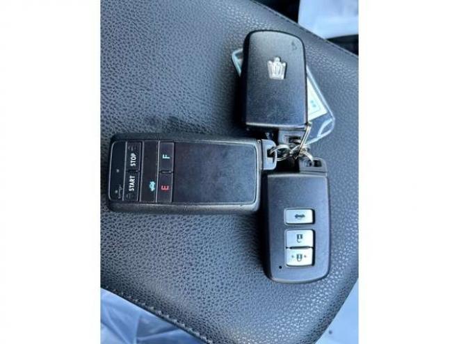 クラウンアスリート 2.5 i-Four 4WD　 2500