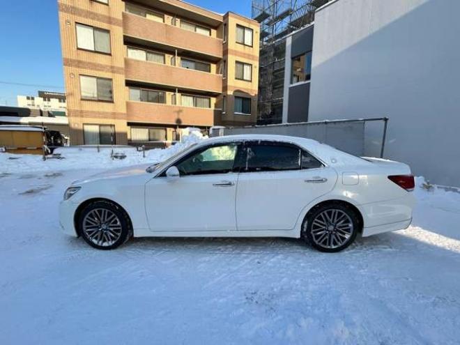 クラウンアスリート 2.5 i-Four 4WD　 2500