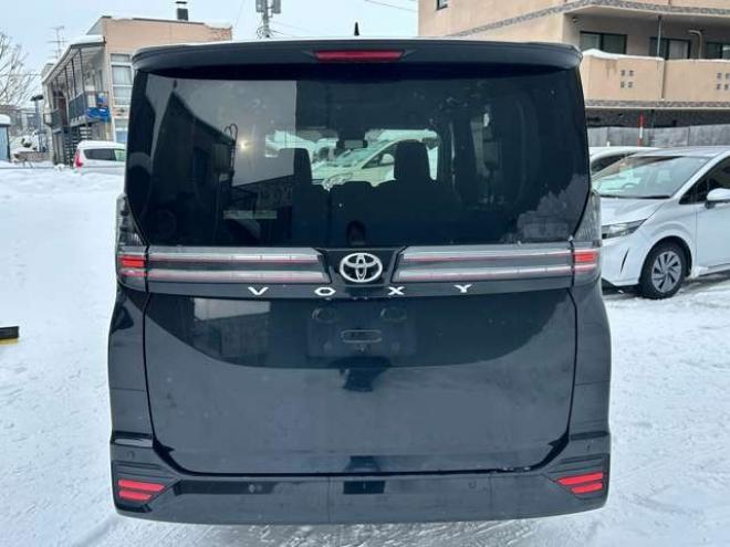 ヴォクシー2.0 S-G 4WD　バックモニター　左右電動スライドドア　衝突軽減ブレーキアクセル踏み間違いブレーキ　ETCレーンキープアシスト 2000