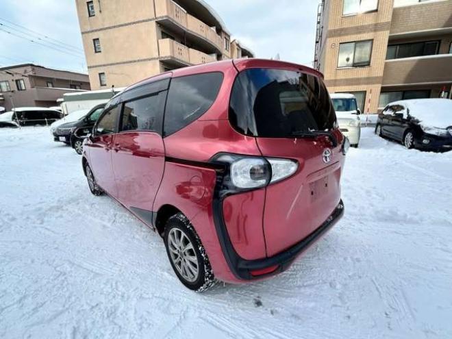 シエンタ1.5 X 4WD　ナビバックモニターフルセグTV　パワースライドドア　ETC　ワンオーナー　衝撃緩和ヘッドレスト 1500