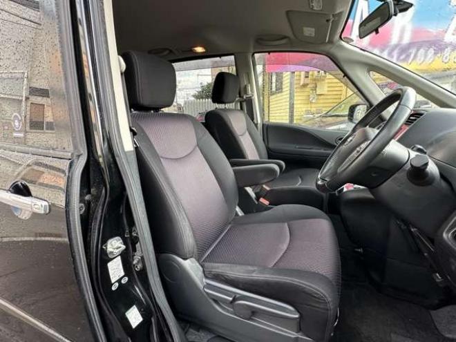 セレナ2.0 ハイウェイスター Vセレクション 4WD　両側ワンタッチオートスライドドア　ETC 2000