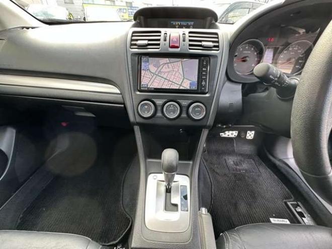 インプレッサG4 2.0 i-S 4WD　ワンオーナー　HDDナビ　Bluetooth 2000