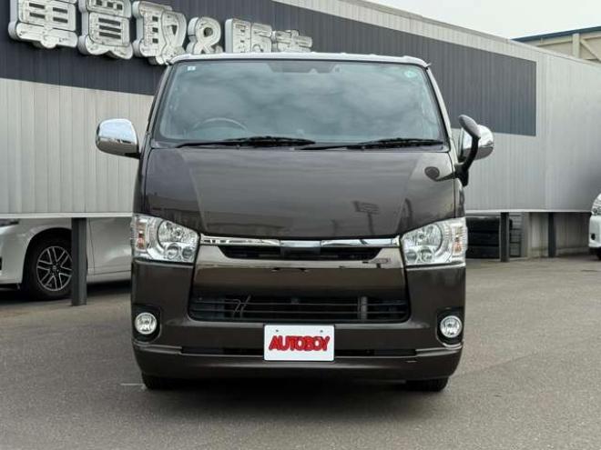 ハイエースバン2.8 スーパーGL 50TH アニバーサリー リミテッド ロングボディ ディーゼルターボ 4WD　415COBRA　CL-3 フロントリップスポイラー　ステージ2ルーフスポイラー　By2NEO　BADフェイスボンネット　ローフォルムフェンダー　ESSEX　ENCB　17インチブロンズホイール　ヨコハマパラダ　NEWパーツカスタム 2800