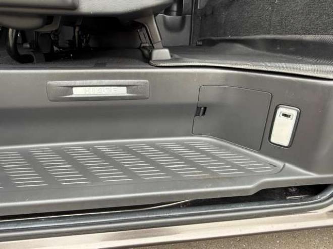 ハイエースバン2.8 スーパーGL 50TH アニバーサリー リミテッド ロングボディ ディーゼルターボ 4WD　415COBRA　CL-3 フロントリップスポイラー　ステージ2ルーフスポイラー　By2NEO　BADフェイスボンネット　ローフォルムフェンダー　ESSEX　ENCB　17インチブロンズホイール　ヨコハマパラダ　NEWパーツカスタム 2800