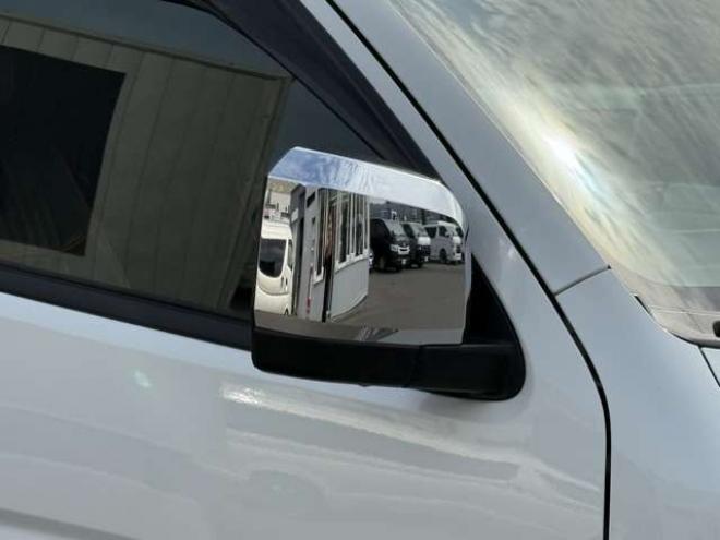 ハイエースバン2.8ダークプライムIIマルチロールトランスポータータイプIロングディーゼルターボ4WD　寒冷地仕様　ワンオーナー　ESSEX　ENCM18インチAW　ESSEXフロントリップスポイラー　ローダウン　パワースライドドア　LEDテール　415COBRAシートカバー&ローフォルムフェンダー&ステアリング 2800