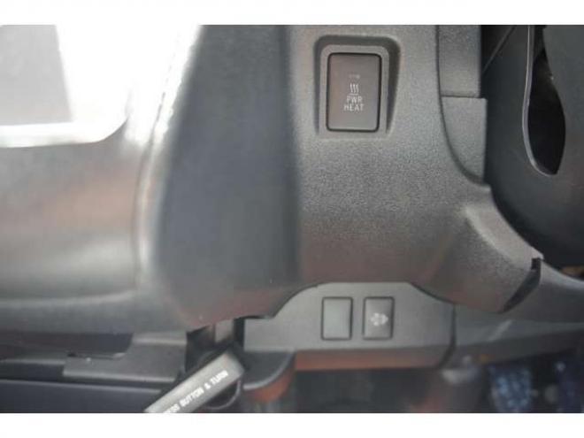 ハイエースバン2.8 スーパーGL ダークプライムII ロングボディ ディーゼルターボ 4WD　ESSEXカスタム　FリップスポイラーVer.4　サイドライナー　クワトロリアバンパー　プログレスIバッドパネル　17インチELホイール　ヨコハマPARADA　415COBRAフラットキット 2800