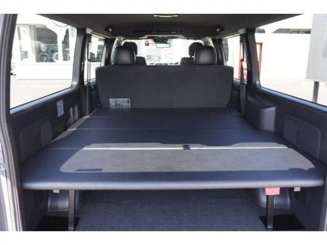 ハイエースバン2.8 スーパーGL ダークプライムII ロングボディ ディーゼルターボ 4WD　415COBRA　クリーンルック3 Fスポイラー&BY2Neoボンネット&ステージ2ルーフスポイラー&バッドラッカー17インチAW&フラットベッドキット　ヨコハマPARADA215/60R17　両側パワースライドドア　デジタルインナー 2800