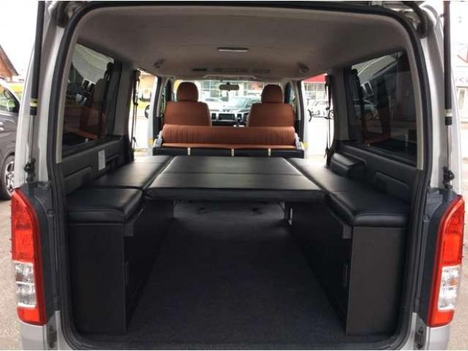 ハイエースバン3.0 スーパーGL ロング ディーゼルターボ 4WD　リアヒーター&クーラー　キーレス　ETC　電動格納ミラー　デュアルエアコン　ベッドキッド　フロントフォグランプ　clarionSDナビ(NXL13)　AUX　Bluetooth　USB　16インチAW 3000