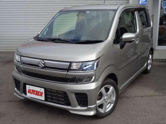 ワゴンRハイブリッド FZ セーフティパッケージ装着車 4WD　ワンオーナー車　全方位モニター　スマートキー　社外ナビ 660