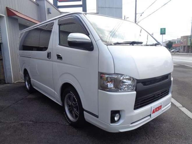 ハイエースバン3.0 スーパーGL ダークプライム ロングボディ ディーゼルターボ 4WD　ワンオーナー　令和6年タイミングベルト交換済　社外ナビ　スマートキー　バックカメラ　フロント・サイドカメラ　バッドラッカー17インチアルミホイール　バッドフェイスボンネット 3000