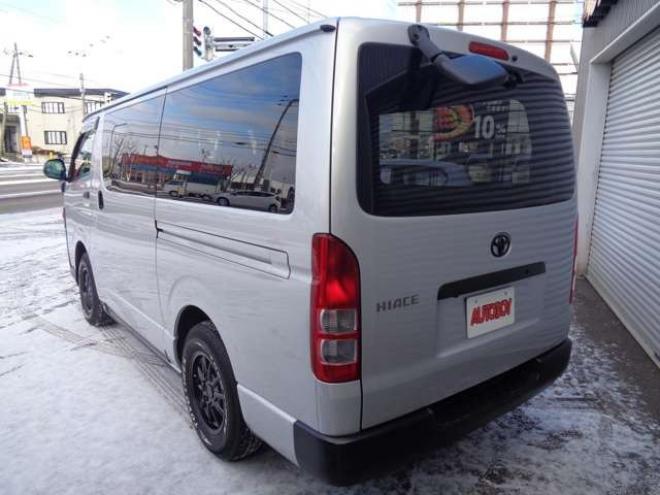 ハイエースバン2.8 DX ロング ディーゼルターボ 4WD　寒冷地仕様　　丸目クラシックヘッドライトキット　415COBRA　SAFARIフロントリップスポイラー　16インチアルミ&トーヨーH30　リアヒーター　リアエアコン 2800