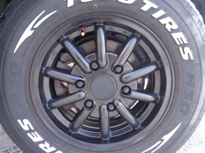 ハイエースバン2.8 DX ロング ディーゼルターボ 4WD　寒冷地仕様　　丸目クラシックヘッドライトキット　415COBRA　SAFARIフロントリップスポイラー　16インチアルミ&トーヨーH30　リアヒーター　リアエアコン 2800