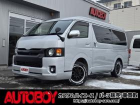 ハイエース　2.7 GL ロング ミドルルーフ 4WD　寒冷地仕様　10人乗り　リアヒーター&クーラー　プッシュスタート　スマートキー　横滑り防止　オートライト　バックカメラ　純正ナビ　ワンセグTV　Bluetooth　CD/DVD　FM/AM　電動格納ミラー　ETC 2700
