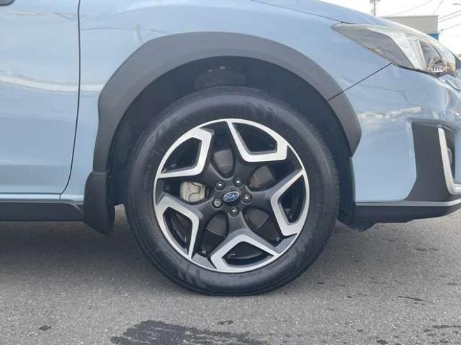 XV2.0i-S アイサイト 4WD　プッシュスタート　カロッツェリア製ナビTV　バックカメラ　Bluetooth　レーダークルーズコントロール　パドルシフト　ETC　前席パワーシート　ハーフレザーシート　LEDヘッドライト　フォグランプ　ルーフレール 2000