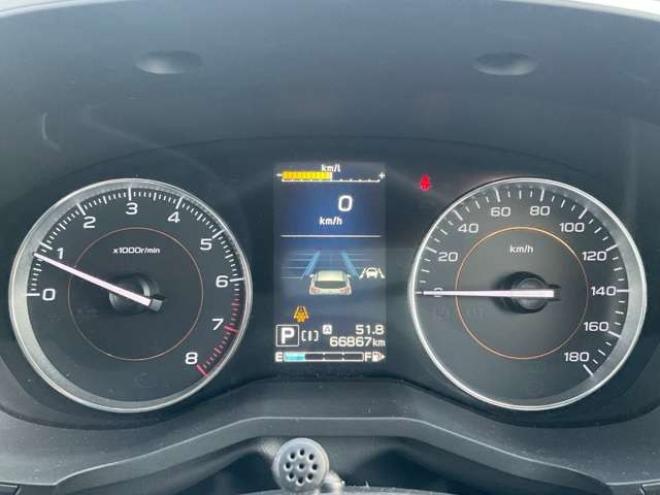 XV2.0i-S アイサイト 4WD　プッシュスタート　カロッツェリア製ナビTV　バックカメラ　Bluetooth　レーダークルーズコントロール　パドルシフト　ETC　前席パワーシート　ハーフレザーシート　LEDヘッドライト　フォグランプ　ルーフレール 2000