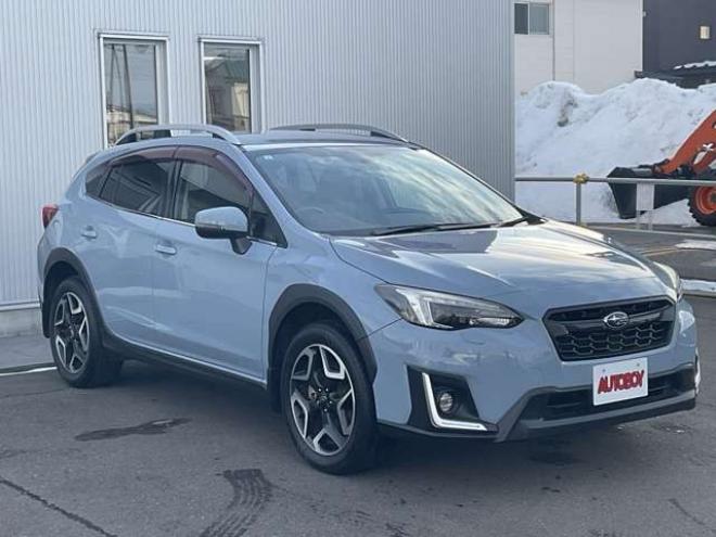 XV2.0i-S アイサイト 4WD　プッシュスタート　カロッツェリア製ナビTV　バックカメラ　Bluetooth　レーダークルーズコントロール　パドルシフト　ETC　前席パワーシート　ハーフレザーシート　LEDヘッドライト　フォグランプ　ルーフレール 2000