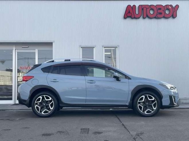 XV2.0i-S アイサイト 4WD　プッシュスタート　カロッツェリア製ナビTV　バックカメラ　Bluetooth　レーダークルーズコントロール　パドルシフト　ETC　前席パワーシート　ハーフレザーシート　LEDヘッドライト　フォグランプ　ルーフレール 2000