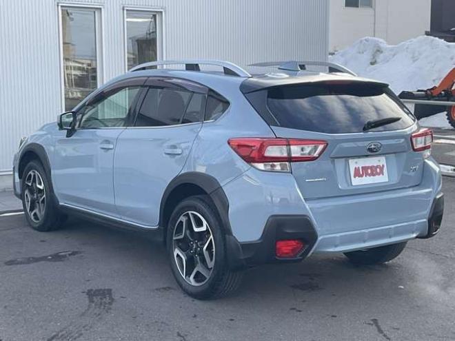 XV2.0i-S アイサイト 4WD　プッシュスタート　カロッツェリア製ナビTV　バックカメラ　Bluetooth　レーダークルーズコントロール　パドルシフト　ETC　前席パワーシート　ハーフレザーシート　LEDヘッドライト　フォグランプ　ルーフレール 2000