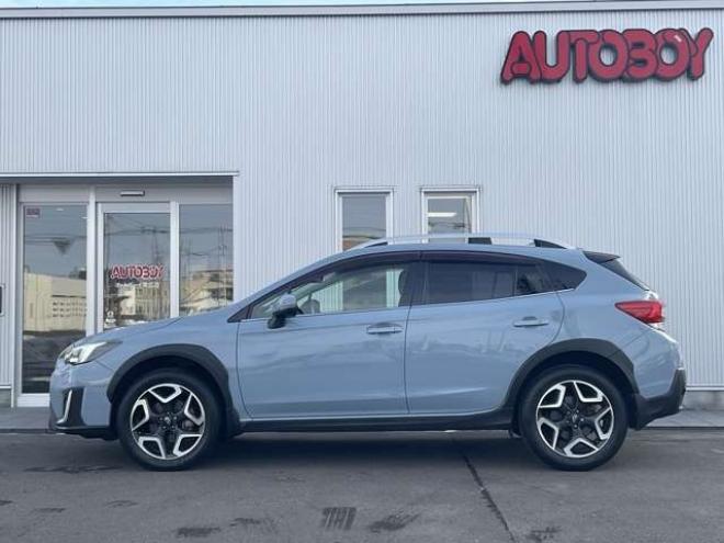 XV2.0i-S アイサイト 4WD　プッシュスタート　カロッツェリア製ナビTV　バックカメラ　Bluetooth　レーダークルーズコントロール　パドルシフト　ETC　前席パワーシート　ハーフレザーシート　LEDヘッドライト　フォグランプ　ルーフレール 2000